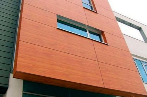 fasadnye-paneli-iz-dreves.jpg